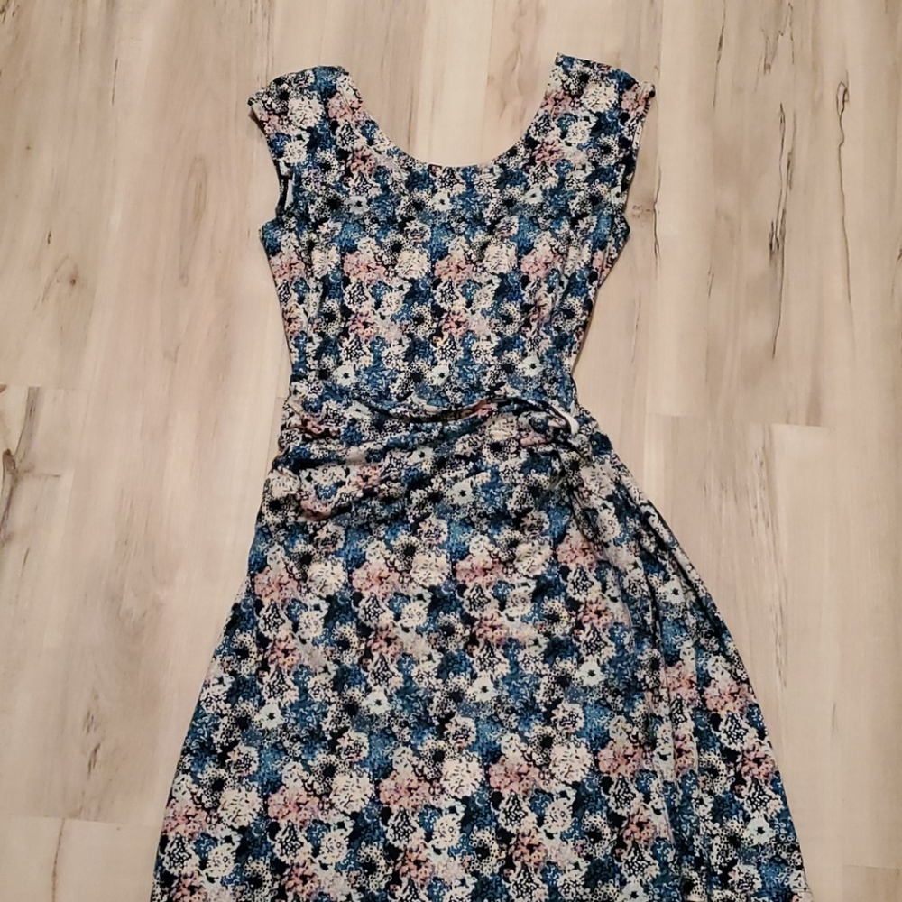 Women dress